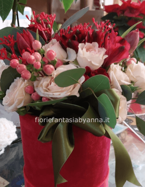 Flower box confezionata e biglietto auguri