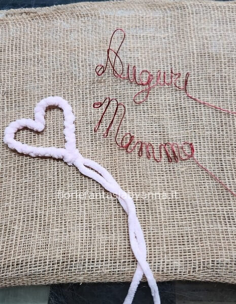  Un abbraccio fiorito unico per la persona più speciale. Ogni bouquet, un'emozione